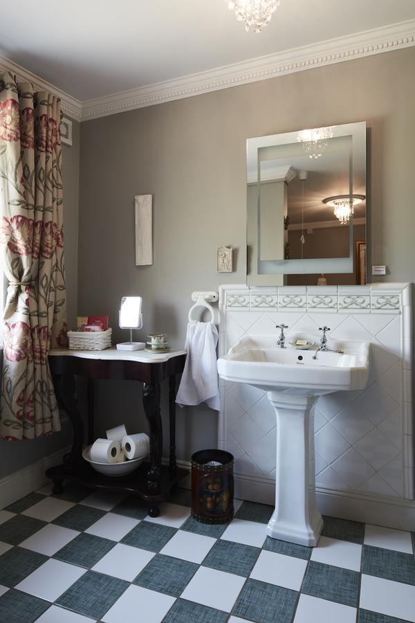 Bed and Breakfast Brookvale Wellingtonbridge Esterno foto